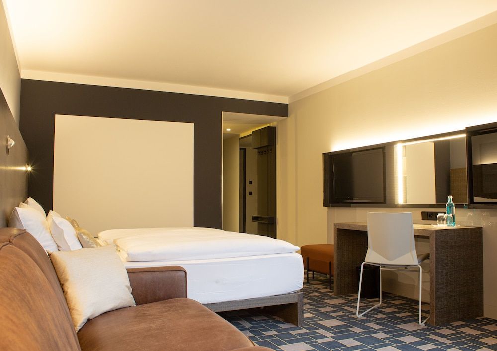 GINN Hotel Berlin - Potsdam Family Triple Room 7