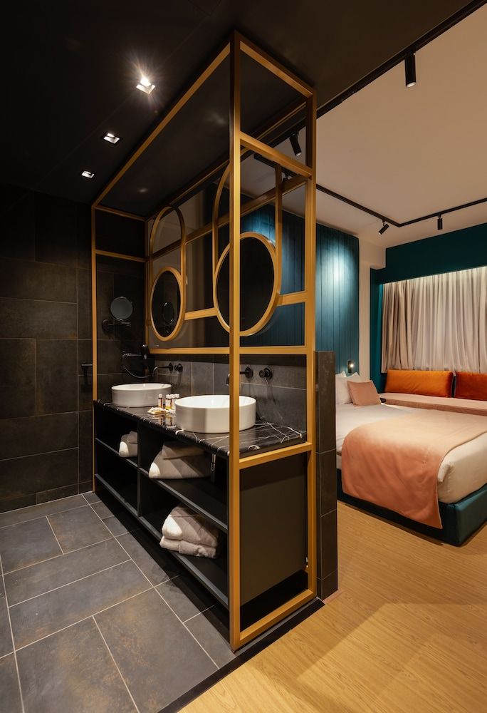 Colors Hotel Athens Business Economy Room 4