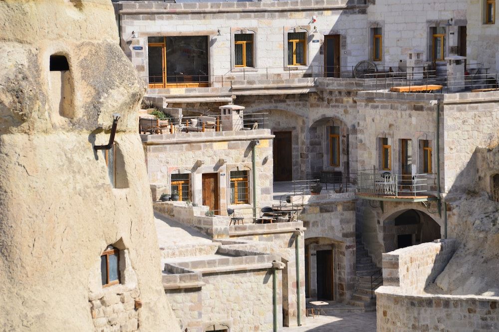 undefined Aza Cave Hotel Special Class 6