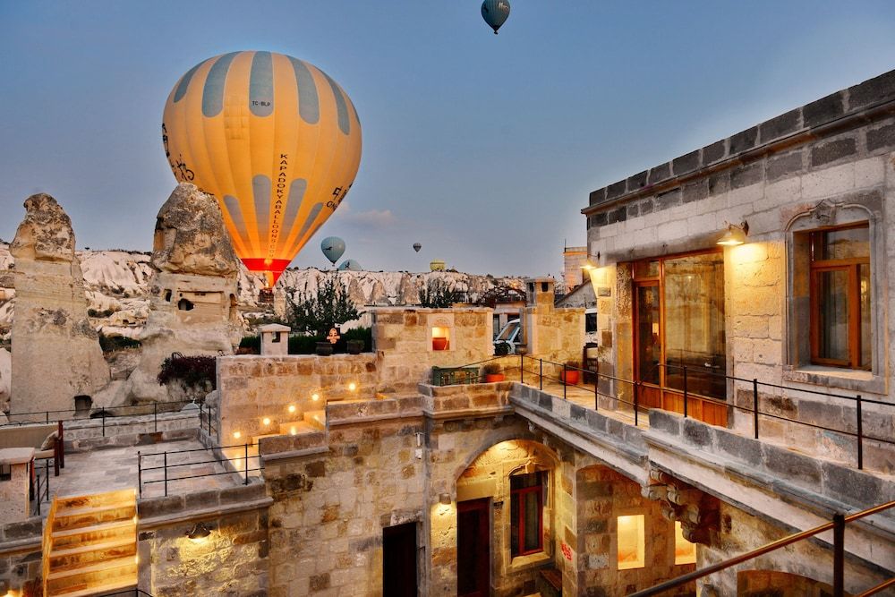 undefined Aza Cave Hotel Special Class 3