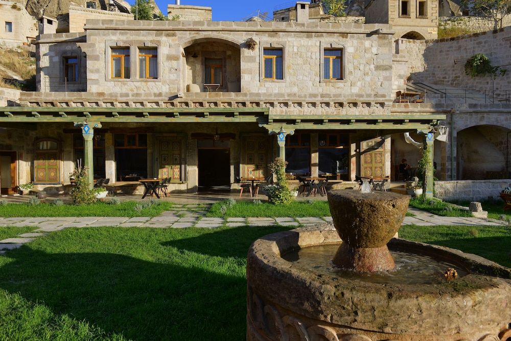 undefined Aza Cave Hotel Special Class 5