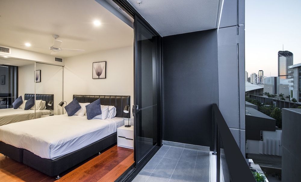 Atlas Apartments by CLLIX Apartment, 2 Bedrooms 3