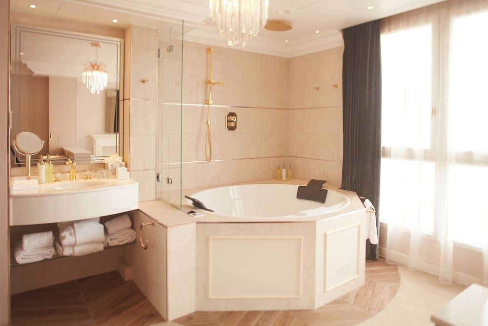 undefined Paris j'Adore Hotel & Spa 8