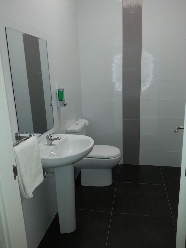 Hostal Cama del Mar Double Room, Shared Bathroom 3