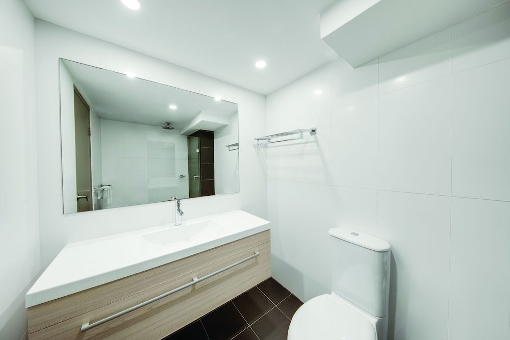 Central Studio Hotel Sydney Superior Room 5