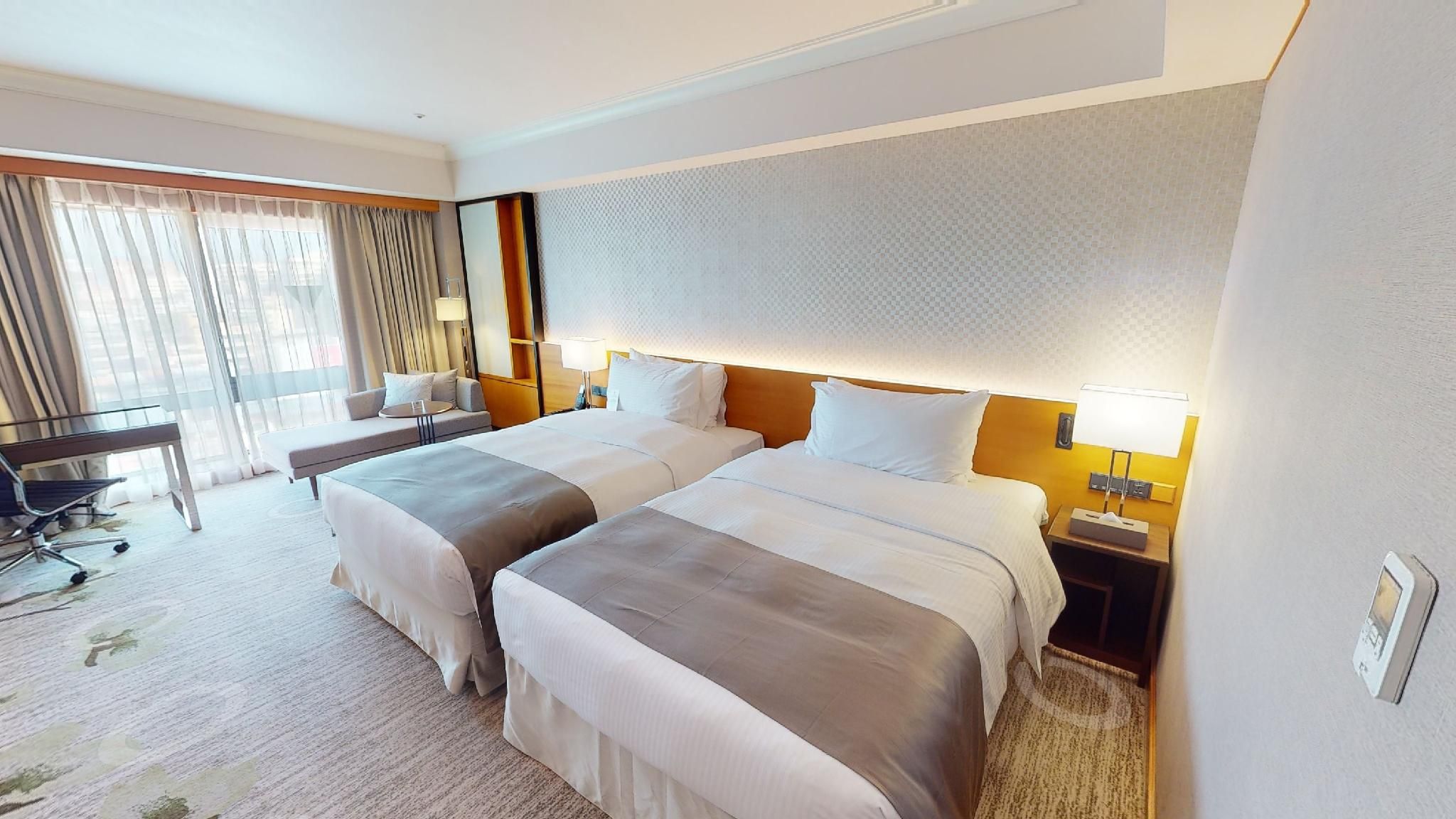 Premier Deluxe Twin Room - Non-Smoking