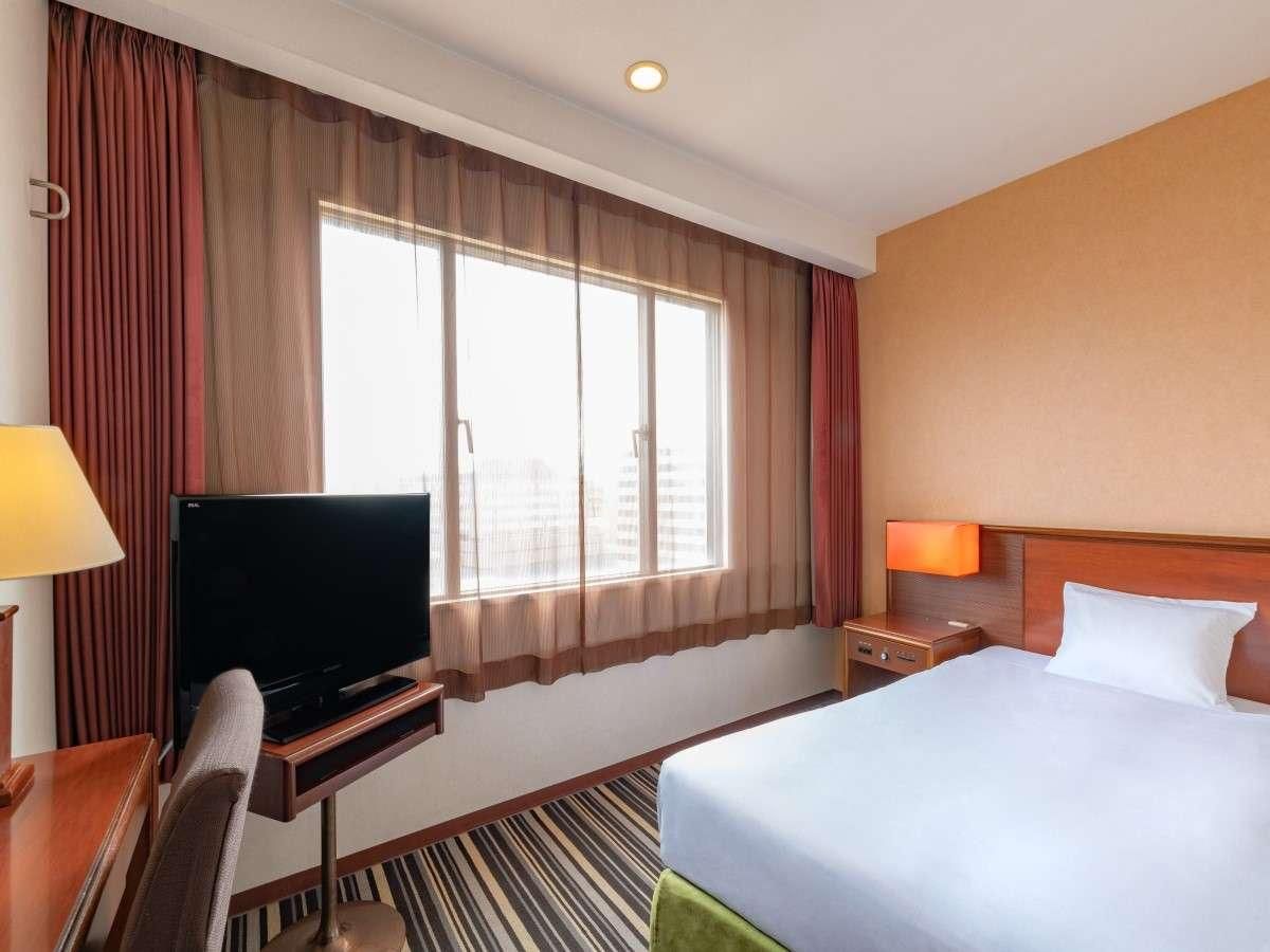 Eco Plan - Standard Single Room - Non-Smoking House Keeping is Optional with Additional Cost