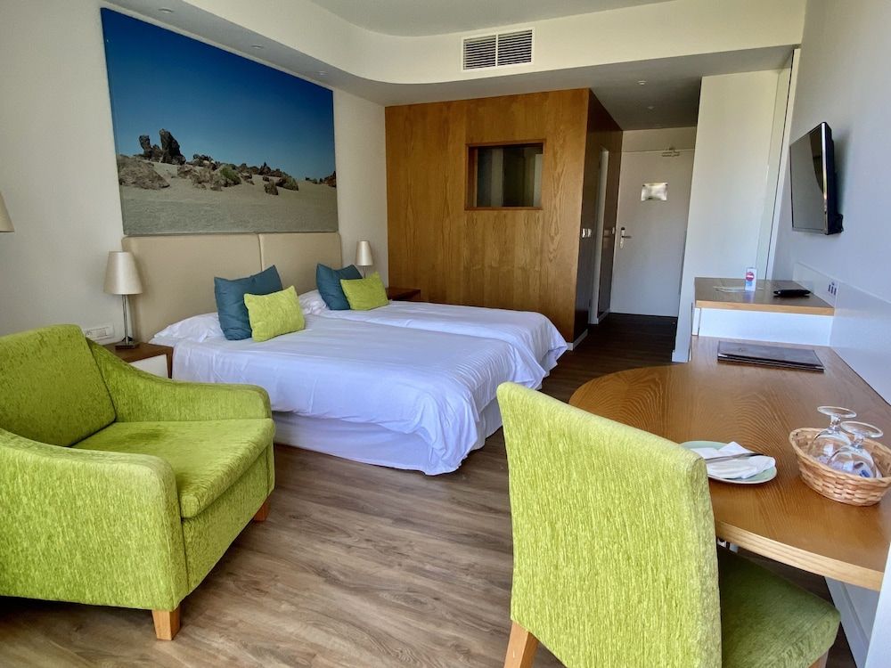 Hotel Tigaiga Twin Room, Mountain View (Teide side, 1 adult) 3