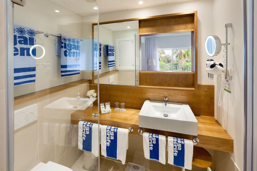 Hotel Tigaiga Twin Room, Mountain View (Teide side, 1 adult) 4