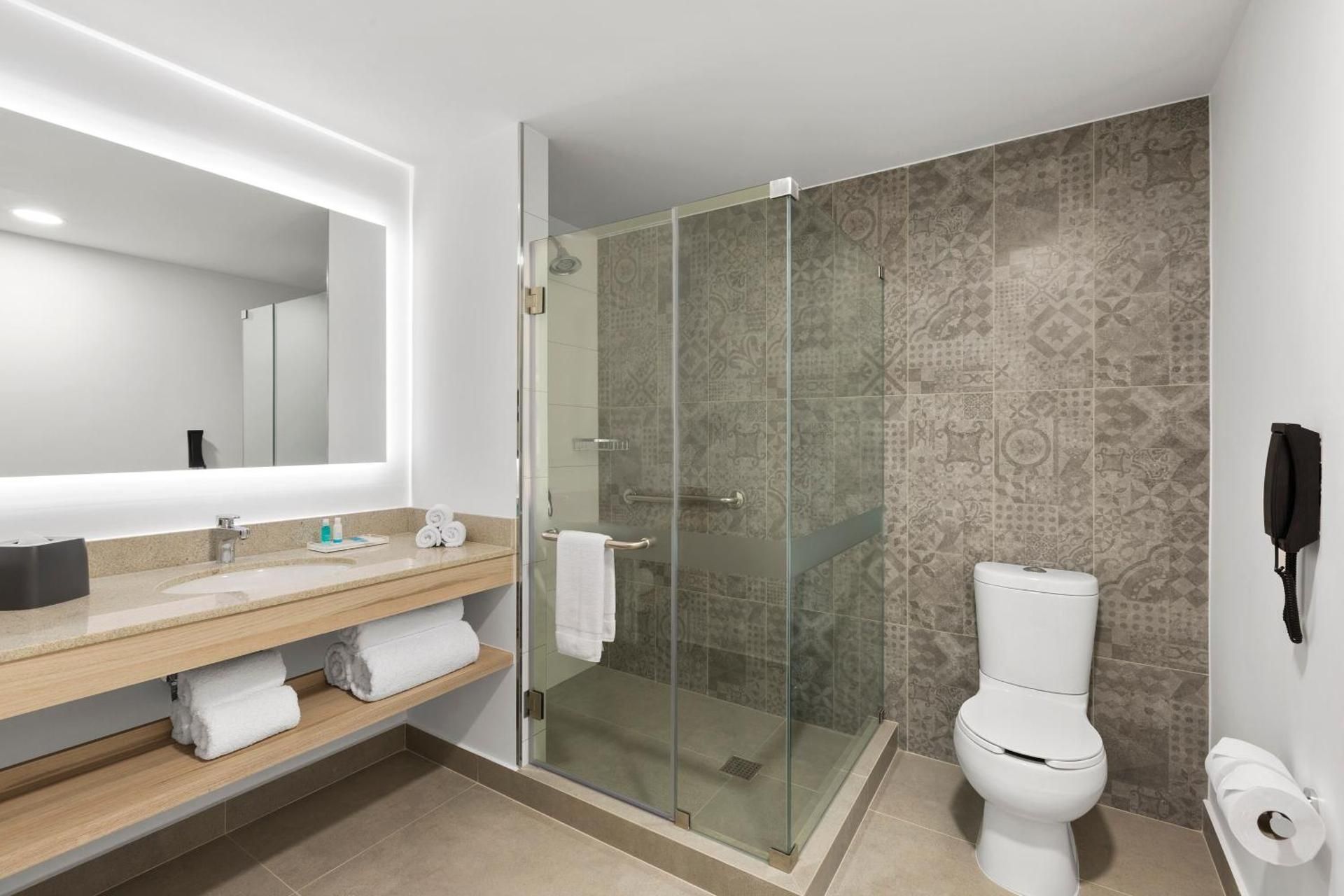 undefined Holiday Inn Express Lima San Isidro by IHG 8