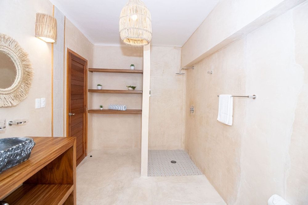 Amaité Beach Hotel Two-Bedroom Suite 15