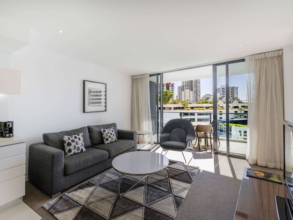 Peppers Broadbeach 1 Bedroom 4