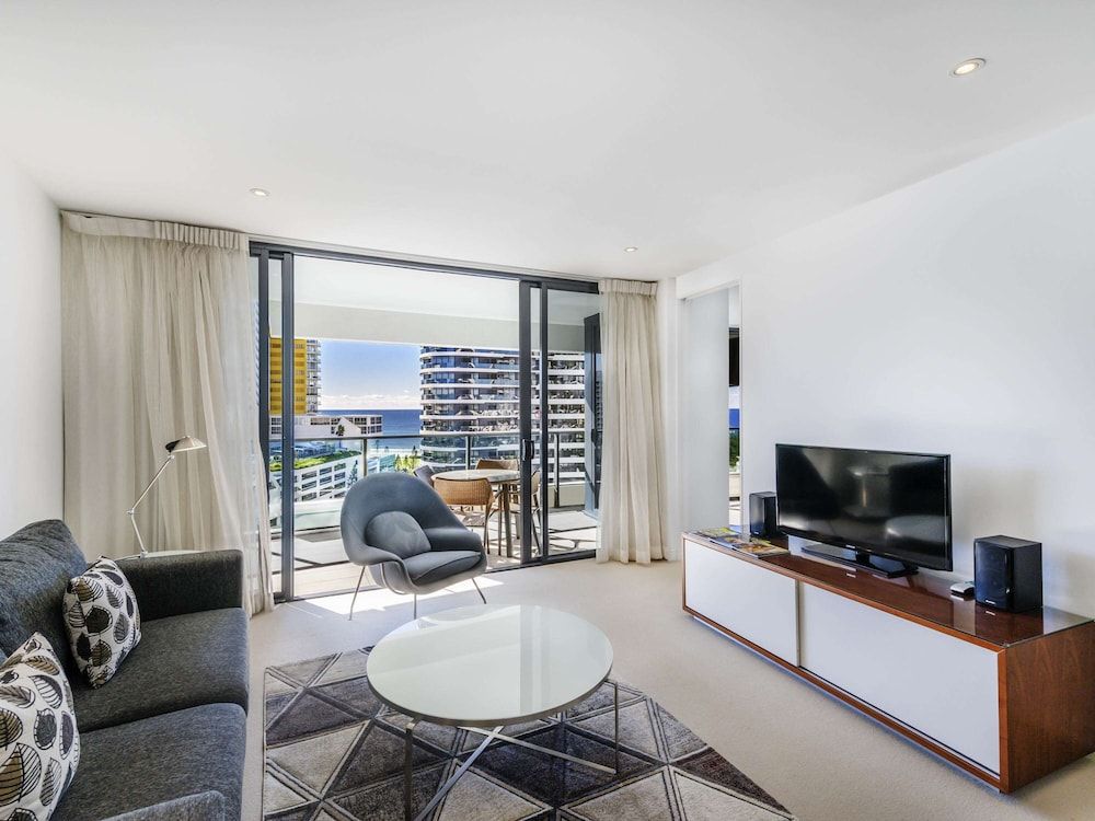 Peppers Broadbeach 1 Bedroom 3