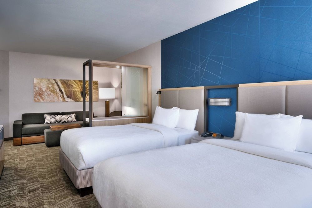Suite, 2 Queen Beds, Non Smoking