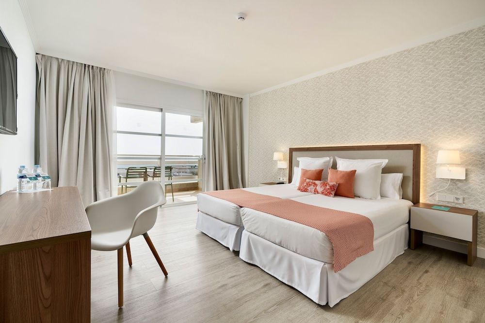 My Favorite Club Suite Ocean View 1 Adult + 3 Children