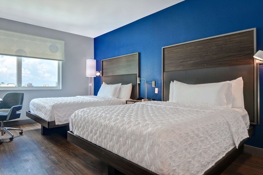 Room, 2 Queen Beds, Accessible (Hearing)