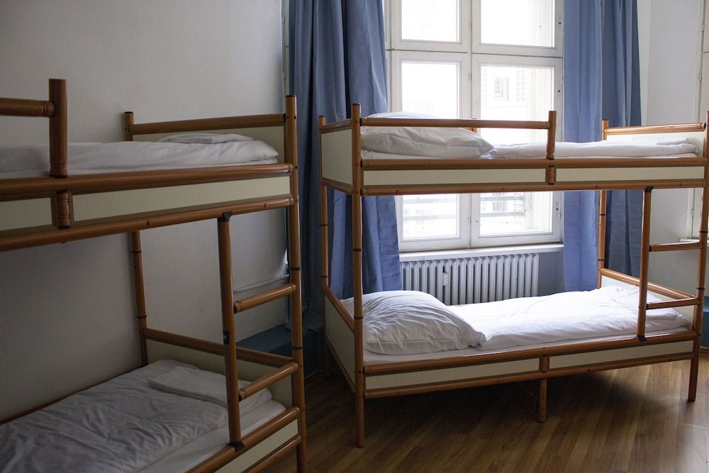 Metropol Hostel Berlin Shared Dormitory, Shared Bathroom (one bed in a 8 bed dorm ) 3