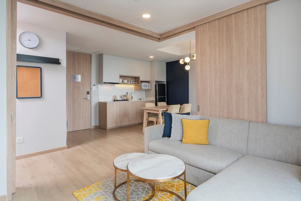 Staybridge Suites Bangkok Thonglor by IHG Suite, 1 Bedroom, Kitchen, Corner 5