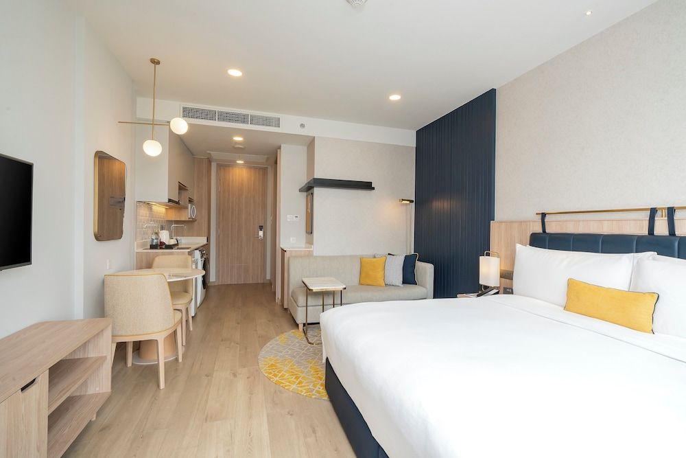 Studio Suite, Kitchen