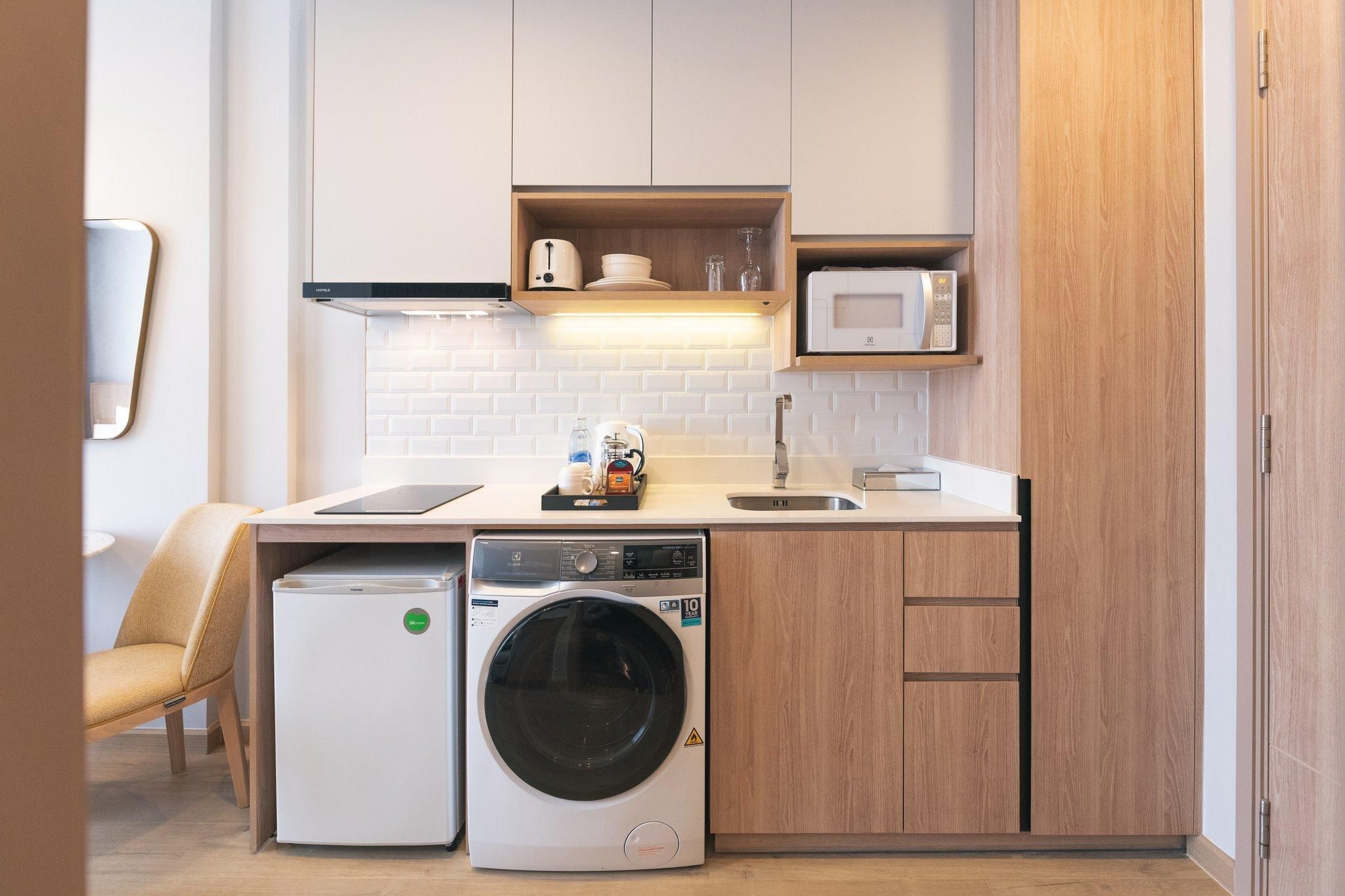 Staybridge Suites Bangkok Thonglor by IHG 2 Single Studio Suite 2