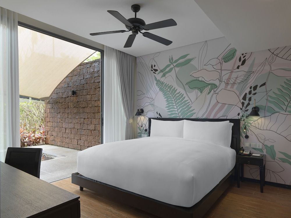 Two Bedroom Pool Suite