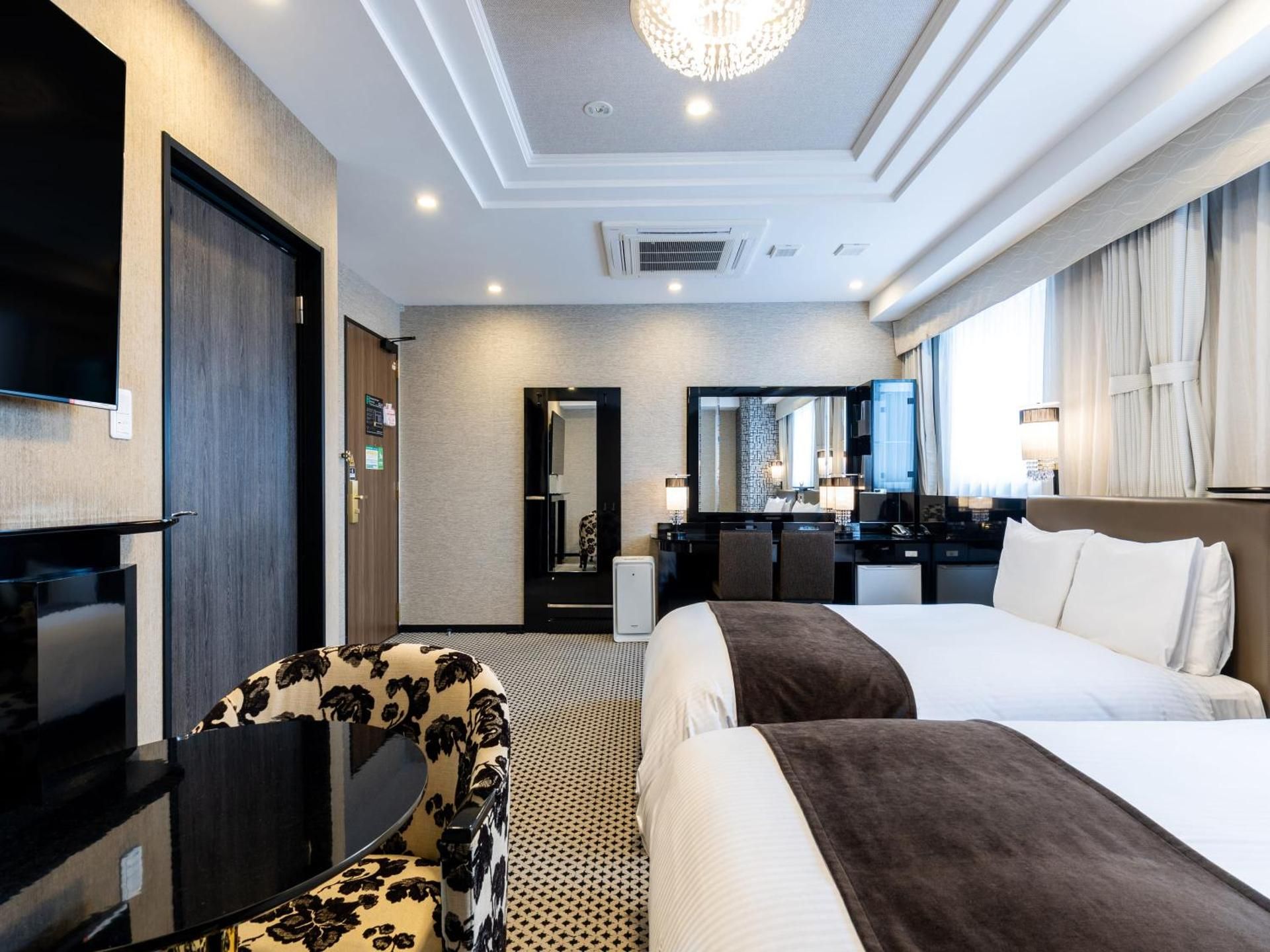 Deluxe Twin Room for 4 People - Non-Smoking