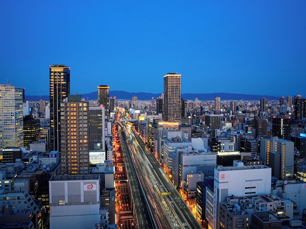 undefined APA Hotel & Resort Midosuji Hommachi Ekimae Tower