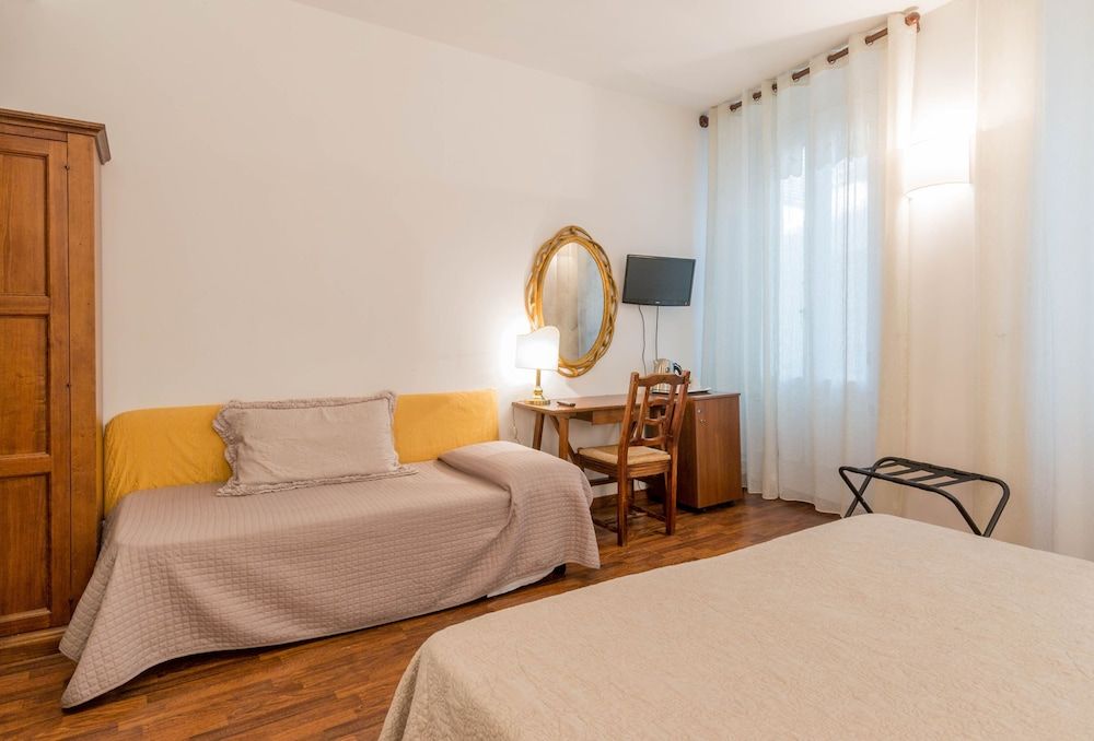 undefined Hotel Rex 8