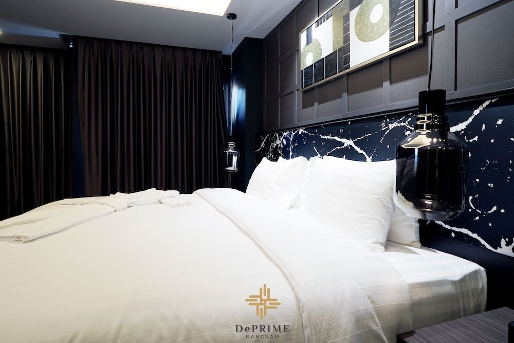 Deluxe Room, Bathtub