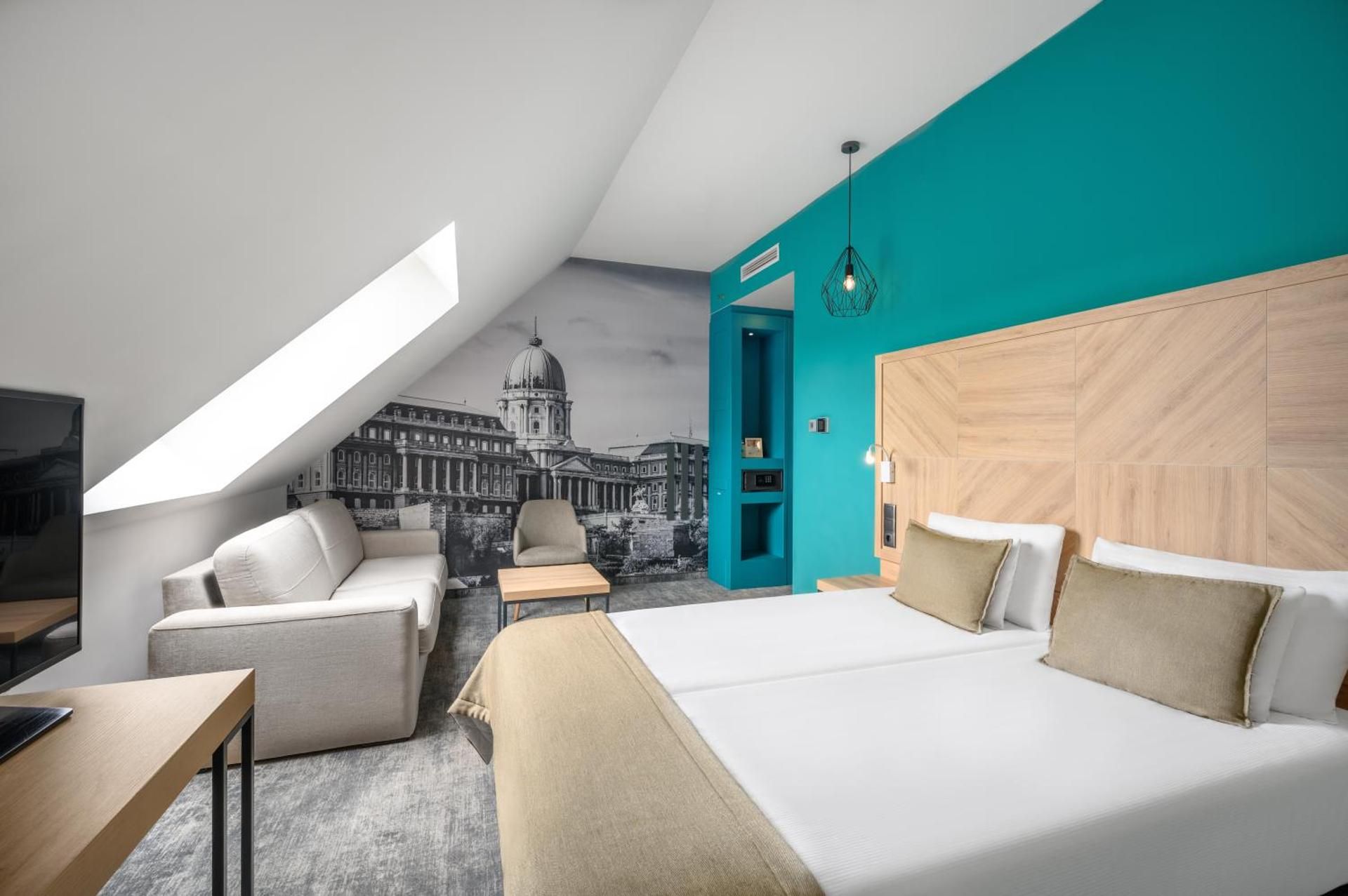 undefined T62 Hotel 4