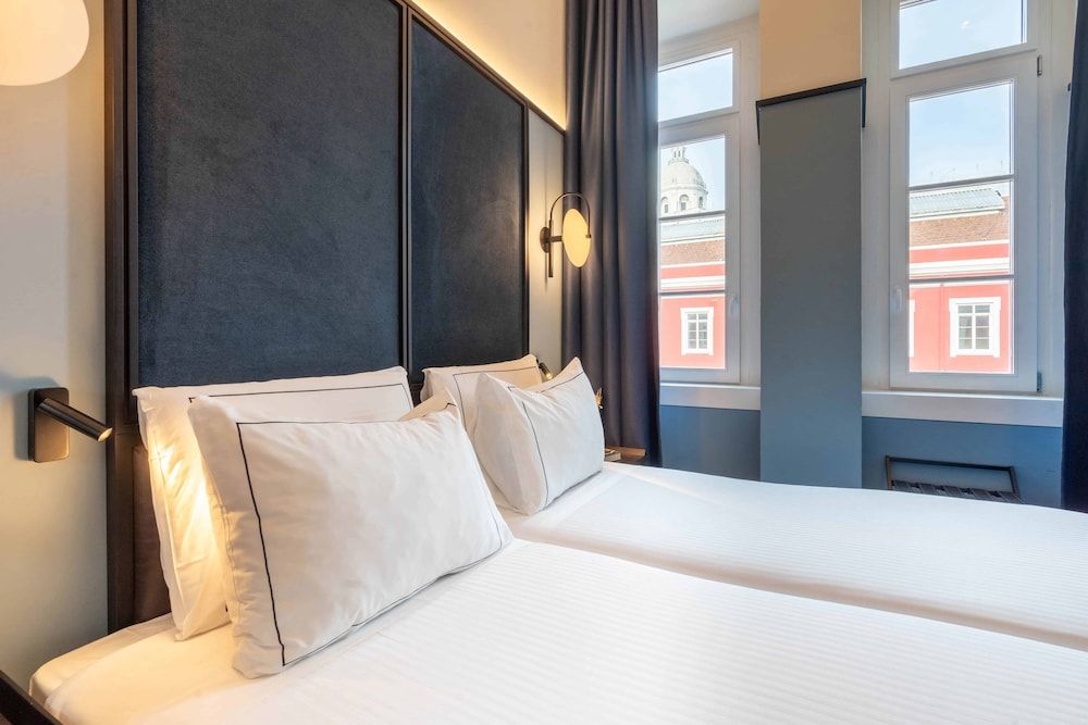 undefined The Editory Riverside Hotel, an Historic Hotel 5