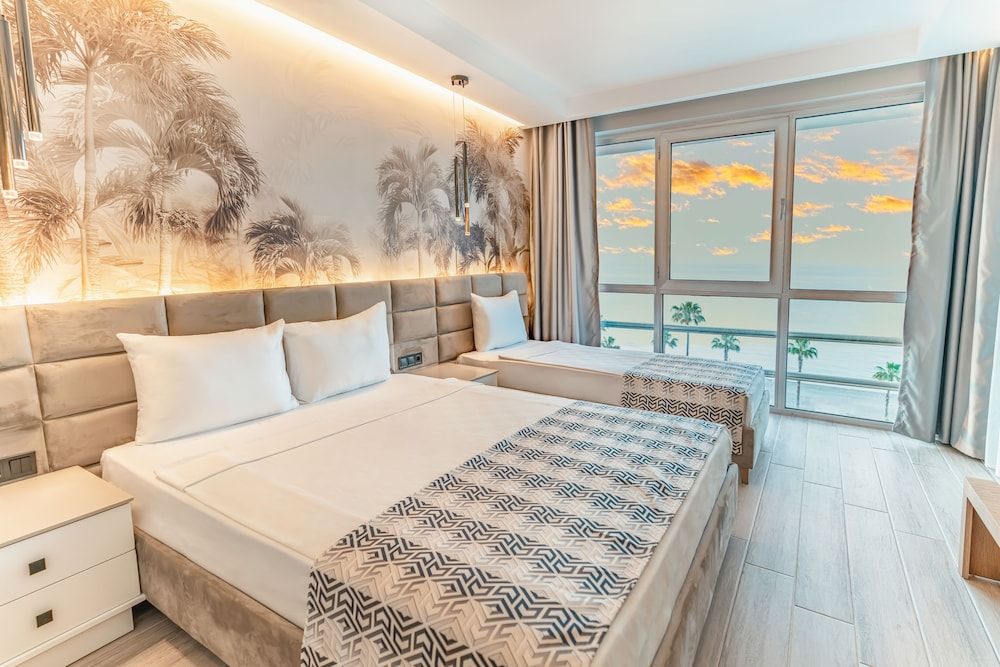 undefined Pearly Hotel 5