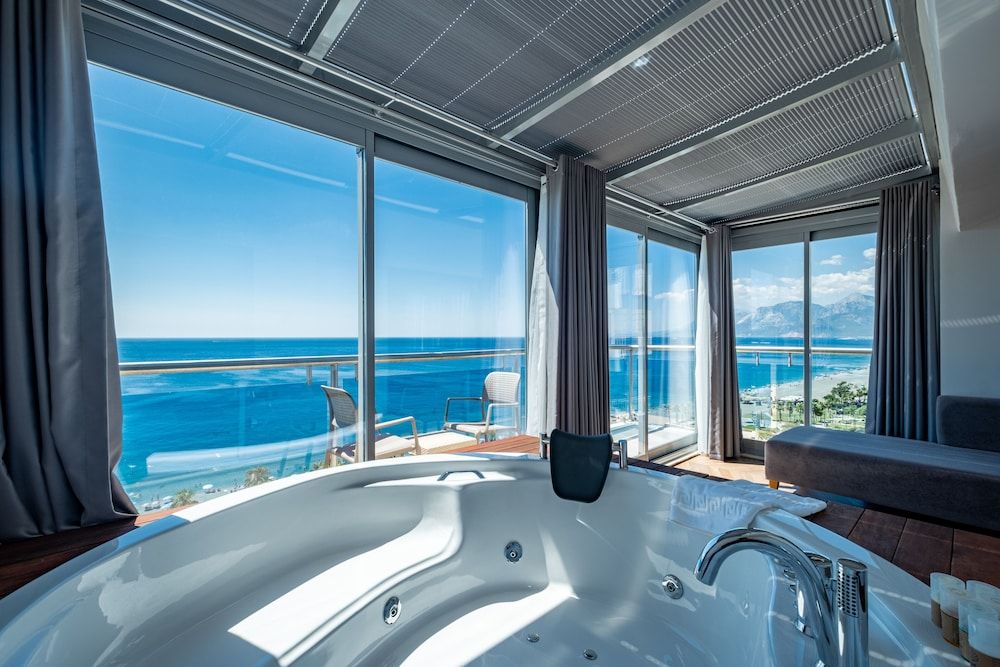 undefined Pearly Hotel 3