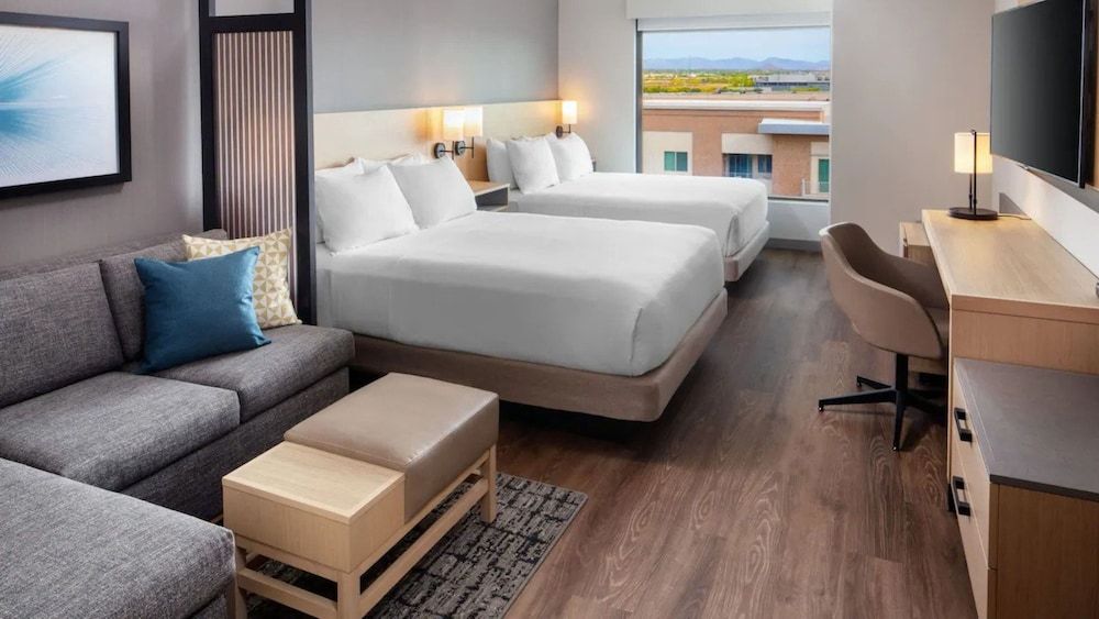 Standard Room, Multiple Beds (High Floor)
