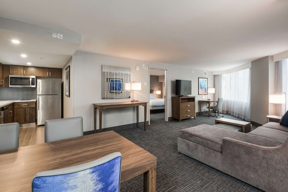 undefined Homewood Suites by Hilton Ottawa Downtown 10