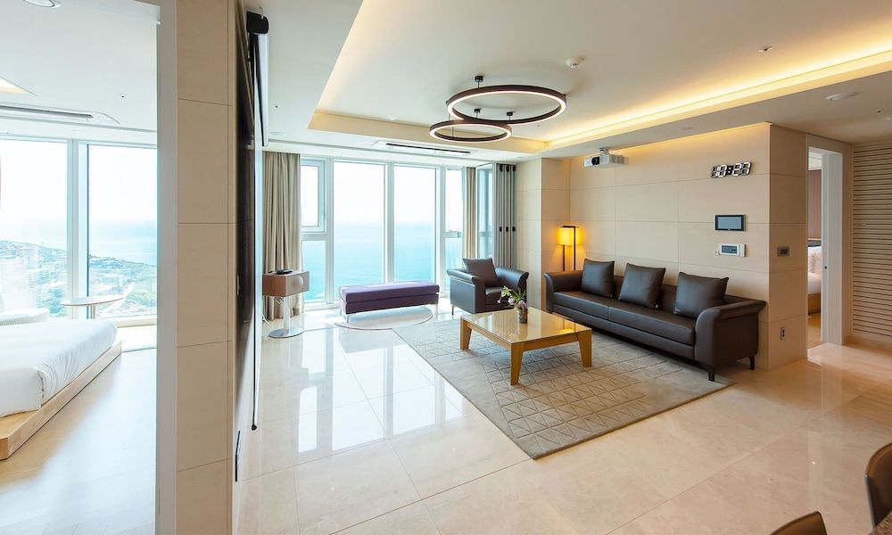 LCT Residence