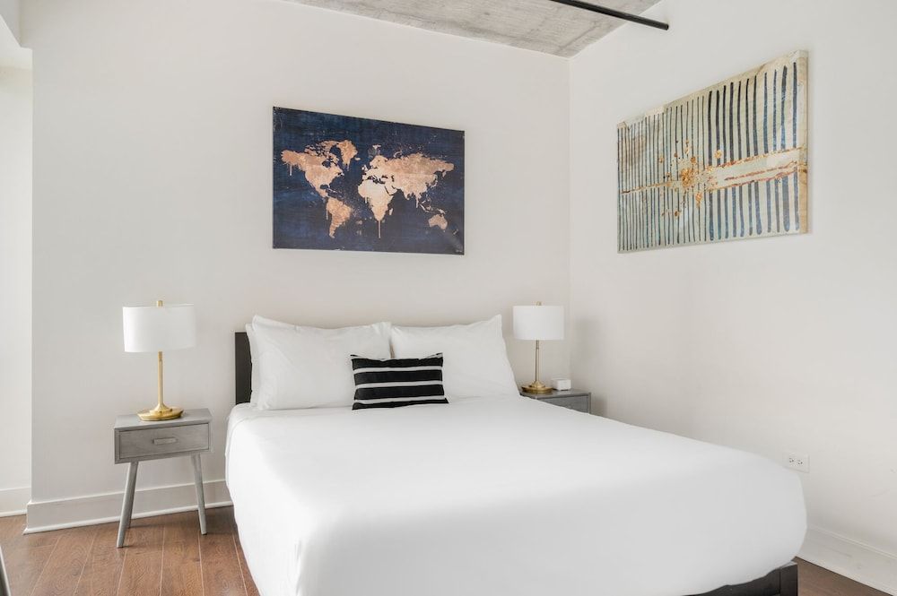 Kasa South Loop Chicago Deluxe Studio, 1 Queen Bed, Non Smoking, Balcony (Self Check-in with Virtual Front Desk)