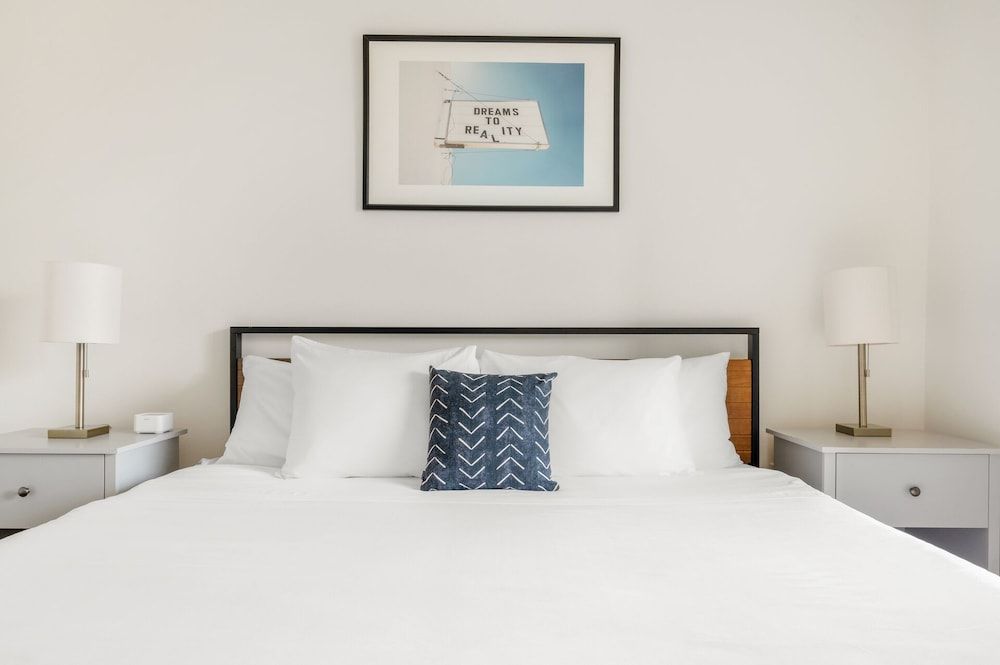 undefined Kasa South Loop Chicago 7