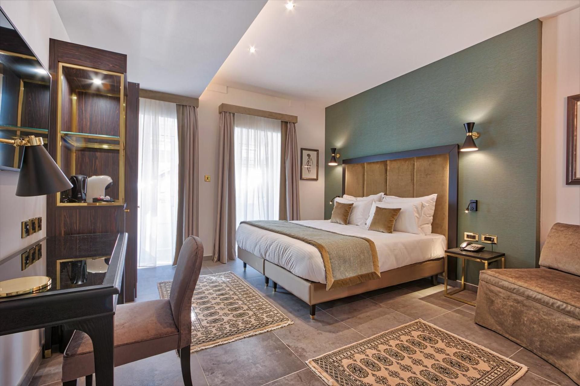Palazzo Rosaria Boutique Hotel Triple Room with Maltese Balcony