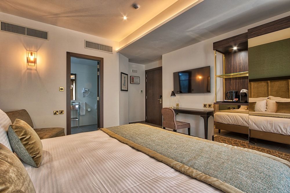 Palazzo Rosaria Boutique Hotel Triple Room, Balcony 2