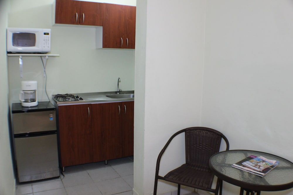 Coconut Inn Studio 6