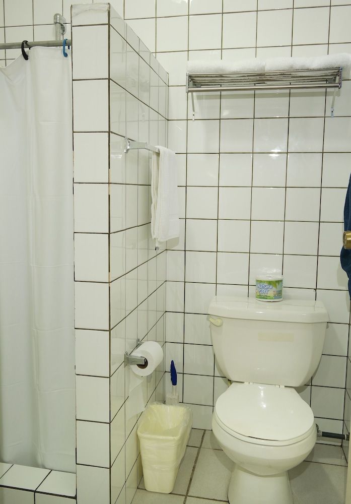 Coconut Inn Studio 7