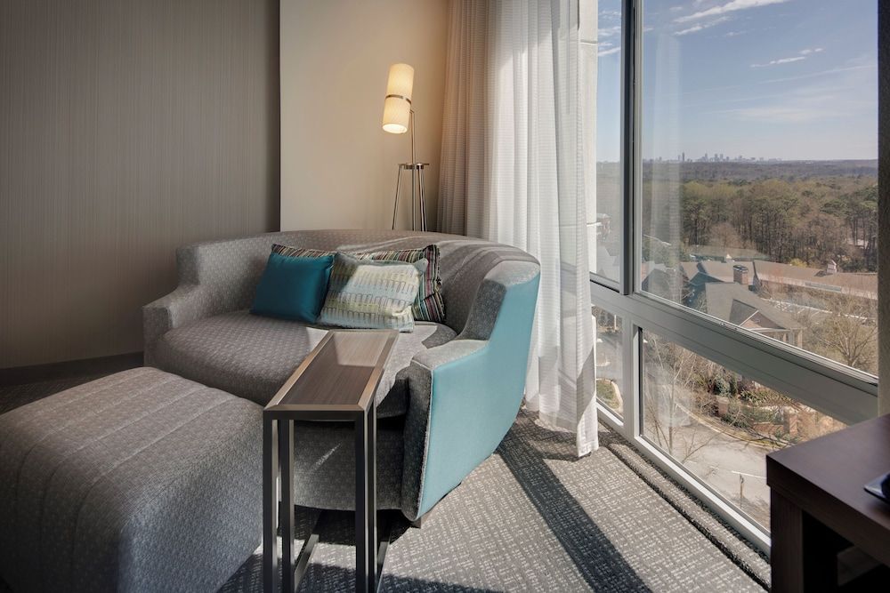 undefined Courtyard by Marriott Atlanta Vinings/Galleria 4