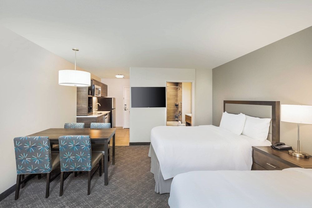Studio, 2 Queen Beds (Mobility Accessible, Tub)