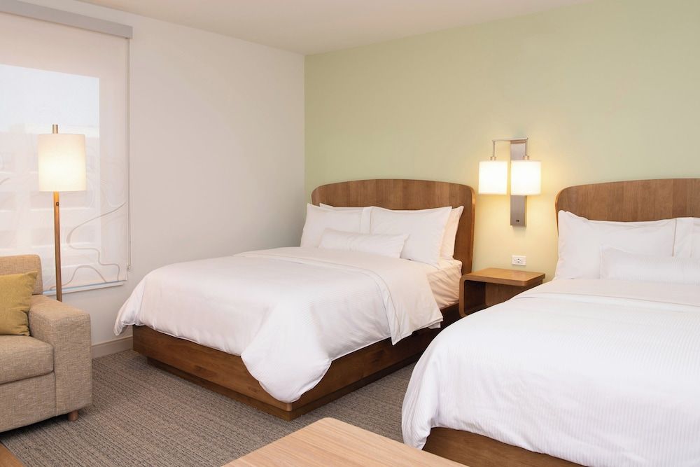 Studio Suite, Multiple Beds