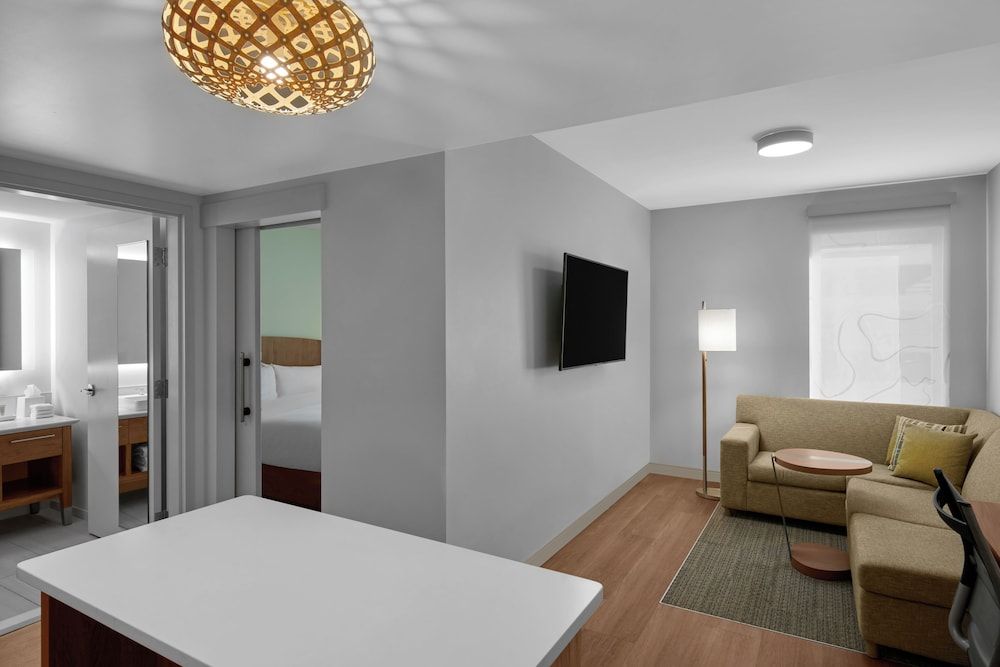 Suite, 1 Bedroom (Mobility Accessible, Transfer Shower)