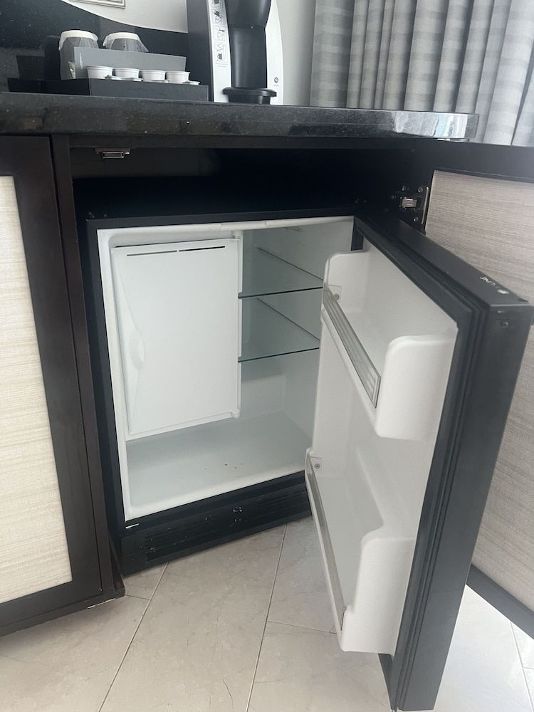 Private Owners Studio Suite 7