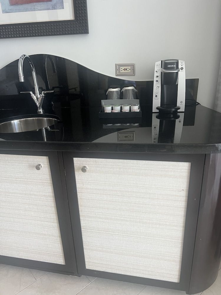 Private Owners Studio Suite 9