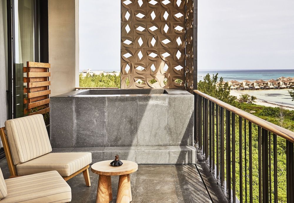 Ocean Suite with Plunge Pool