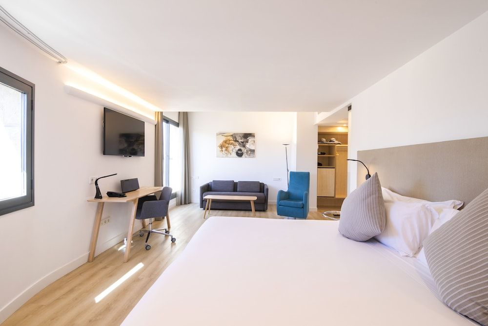 Loft (Innside)